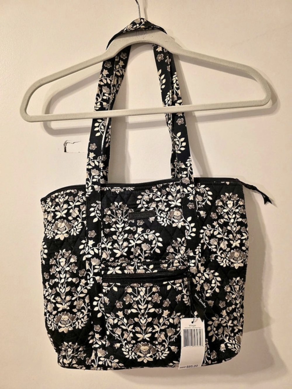 Vera BRADLEY, Villager Tote NWT